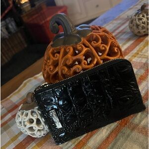 Brahmin's Lennon signature croc embossing,logo branded bar compact 6 C/C case.